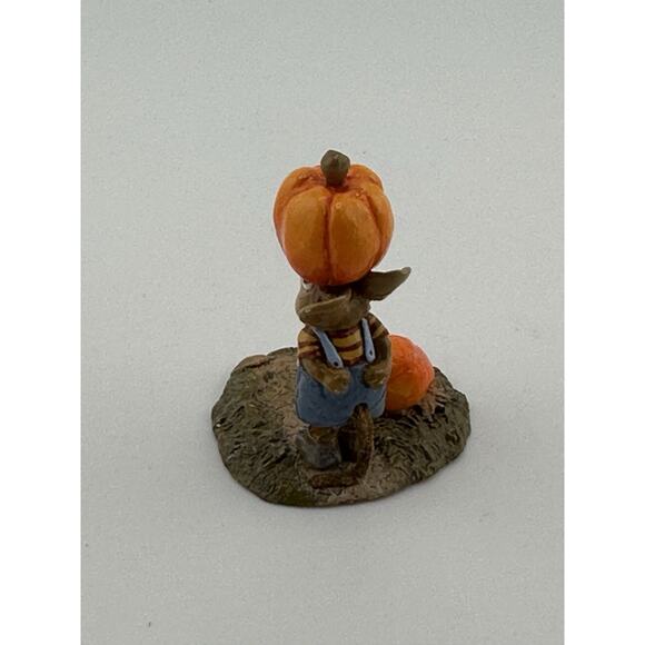 Wee Forest Folk "Tippy Top" 2005 Mouse w/ Pumpkin M-340 A. Petersen Retired - Picture 4 of 9